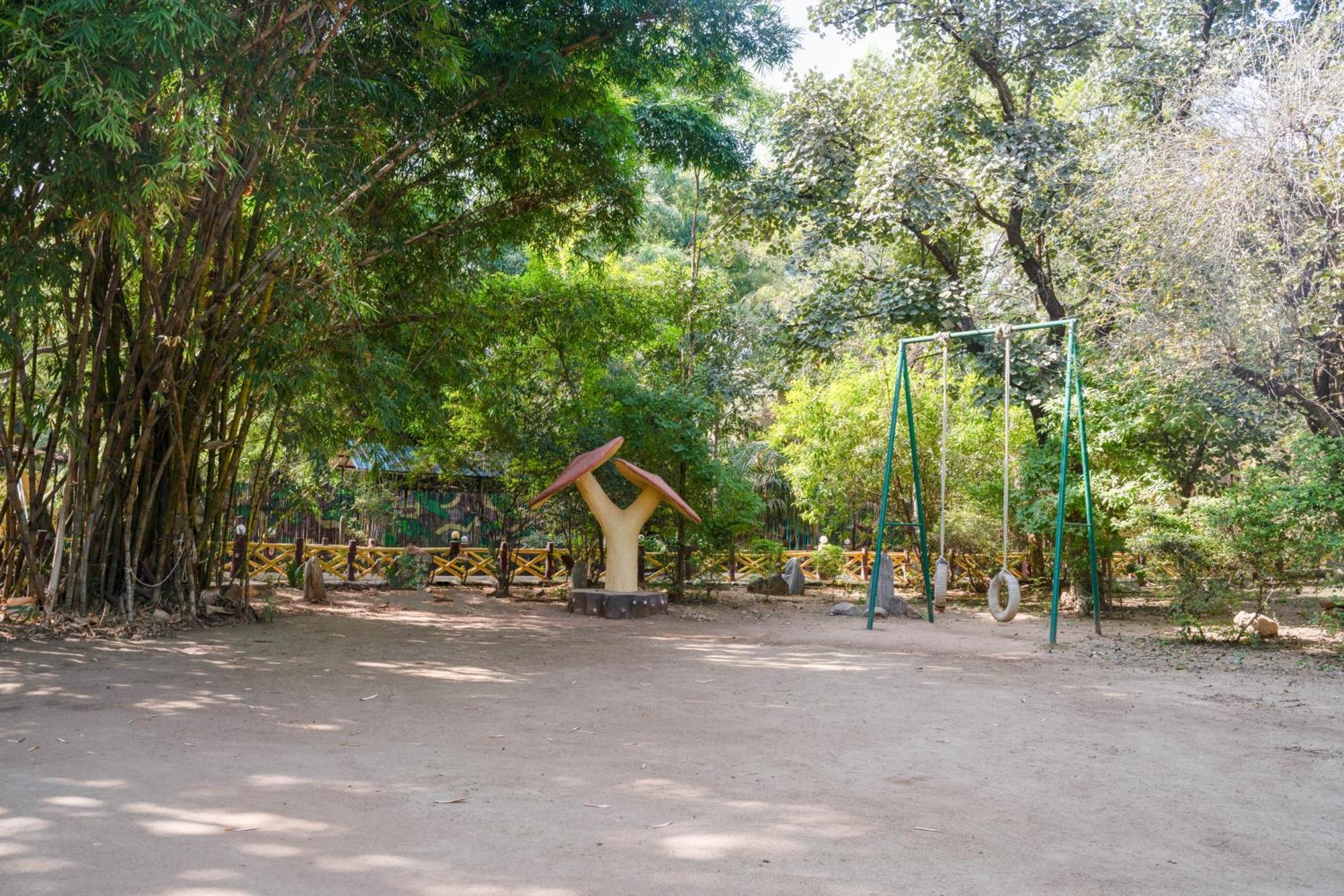 Treebo Premium Mowgli'S Den, Pench Hotel Khawasa Exterior photo